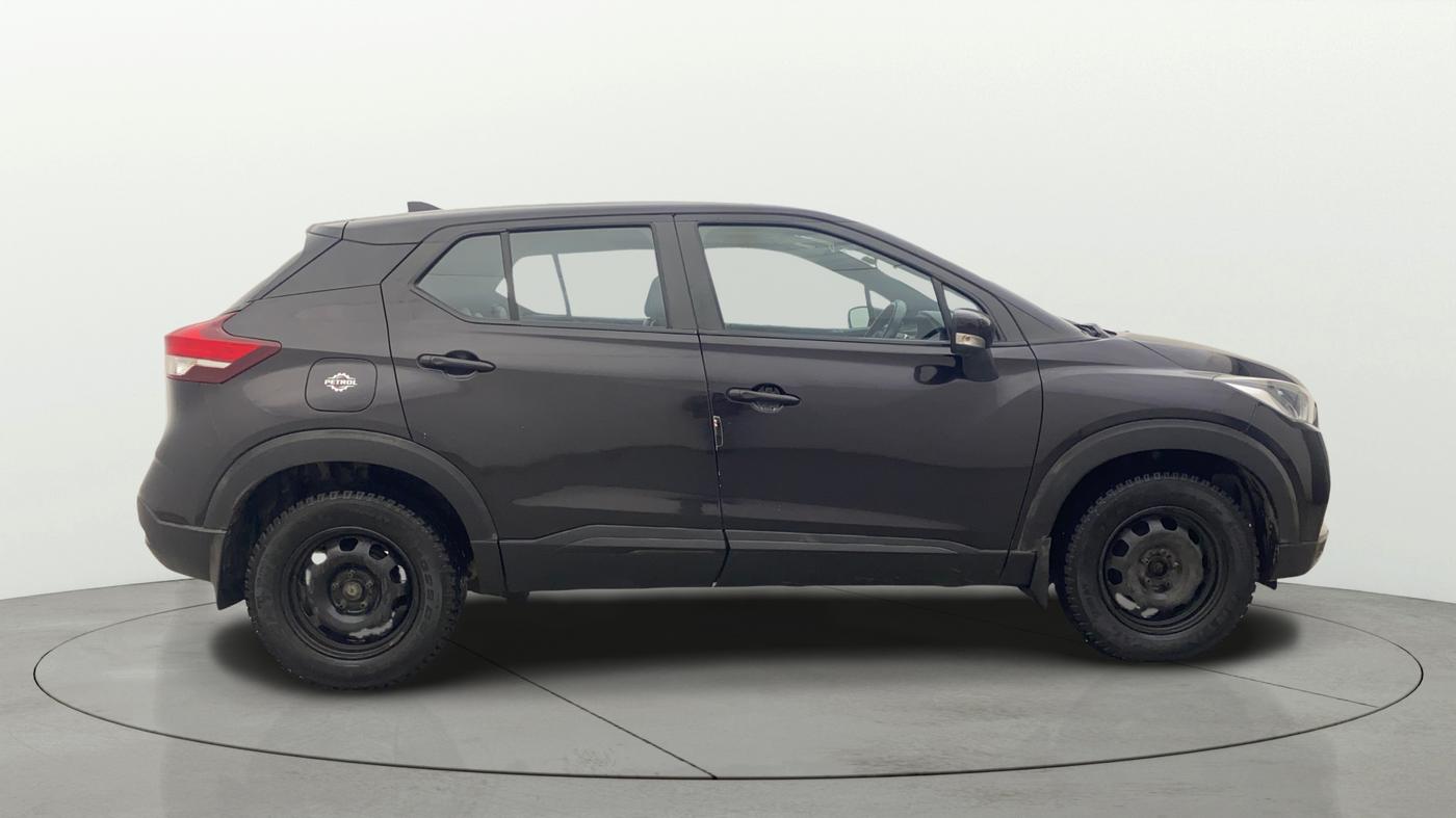 2019 Nissan Kicks XL 1.5, Petrol, Manual, 44,745 km, Right Side View