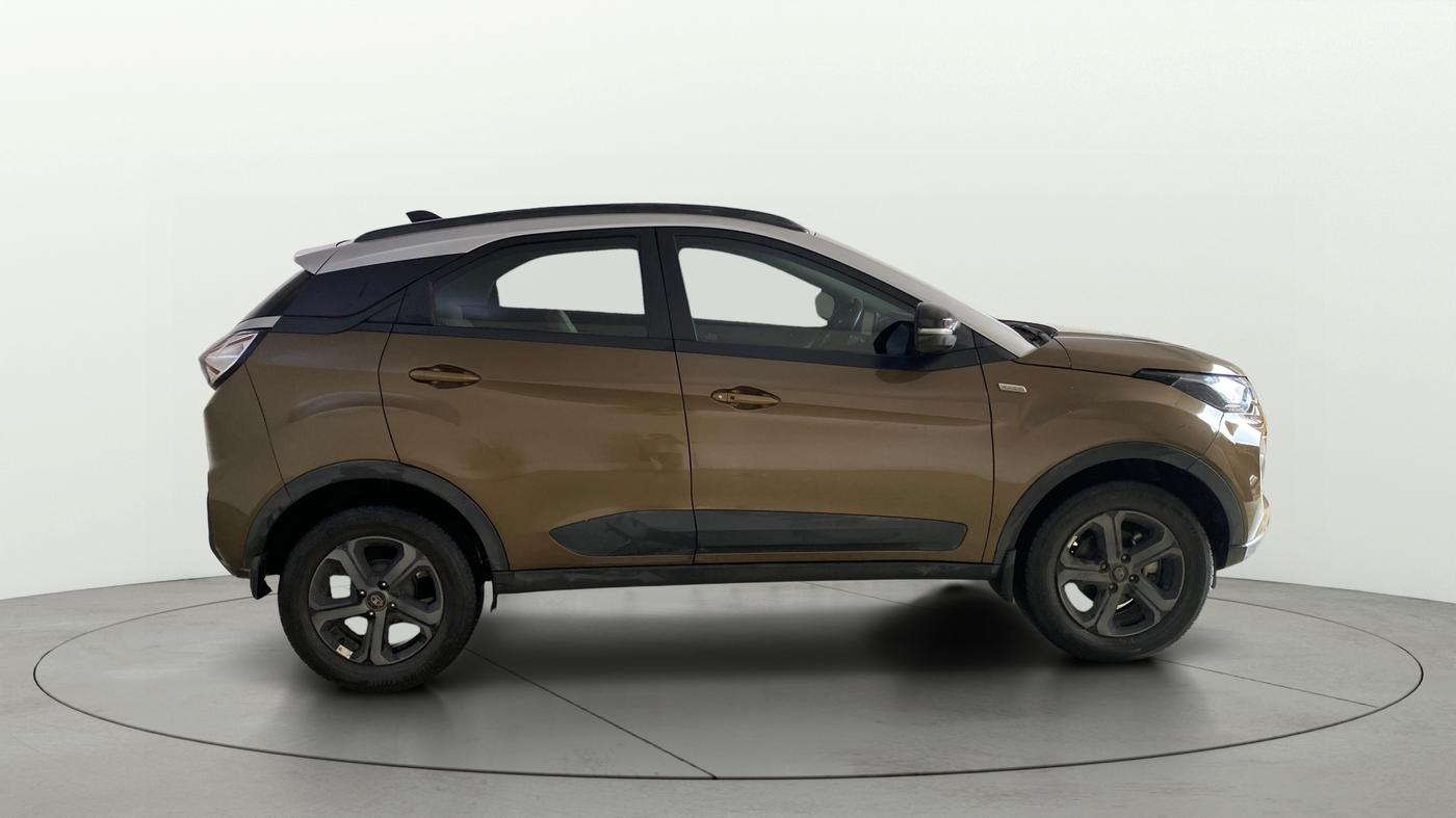 2023 Tata NEXON  XZ Plus LUXS Jet, Petrol, Manual, 33,834 km, Right Side View