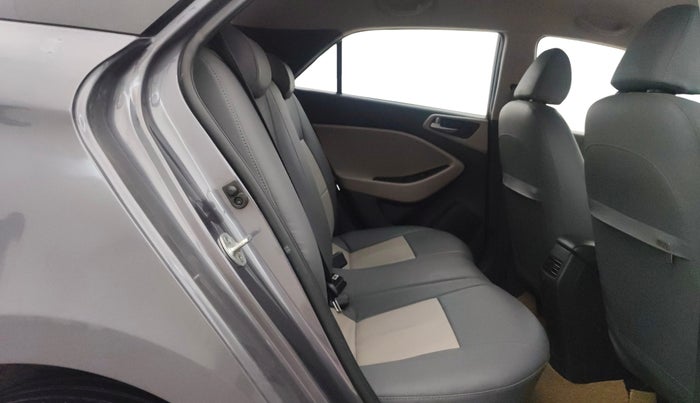 2016 Hyundai Elite i20 ASTA 1.2, Petrol, Manual, 22,501 km, Right Side Rear Door Cabin