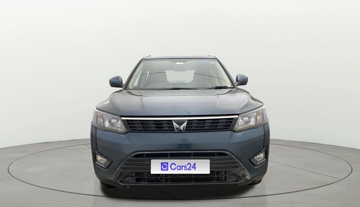 2023 Mahindra XUV300 W4 1.2 PETROL, Petrol, Manual, 84,262 km, Front
