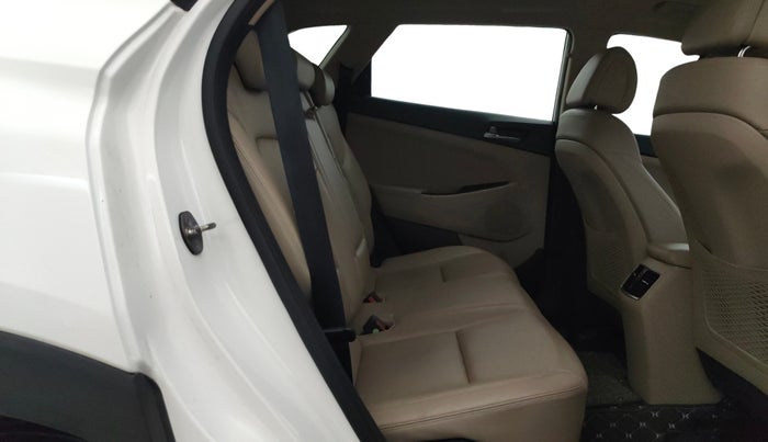 2018 Hyundai Tucson 2WD AT GL PETROL , Petrol, Automatic, 81,573 km, Right Side Rear Door Cabin