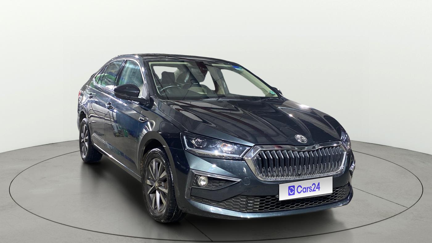 2023 Skoda SLAVIA STYLE 1.5L TSI MT, Petrol, Manual, 45,485 km, Right Front Diagonal