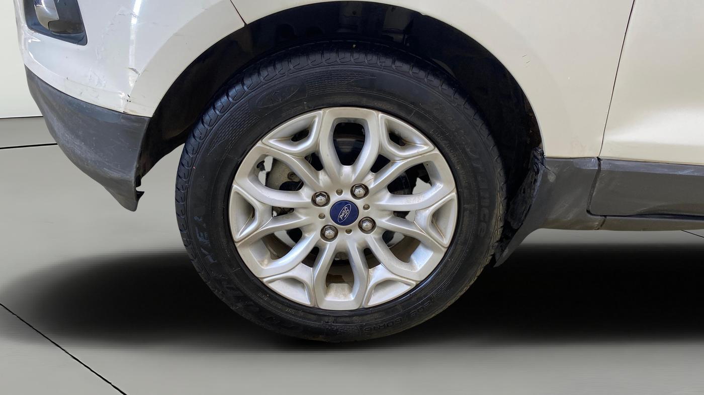 2017 Ford Ecosport TITANIUM 1.5L PETROL, CNG, Manual, 68,325 km, Left Front Wheel
