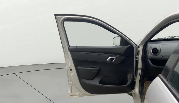 2018 Renault Kwid RXT 1.0, Petrol, Manual, 32,849 km, LHS Front Door