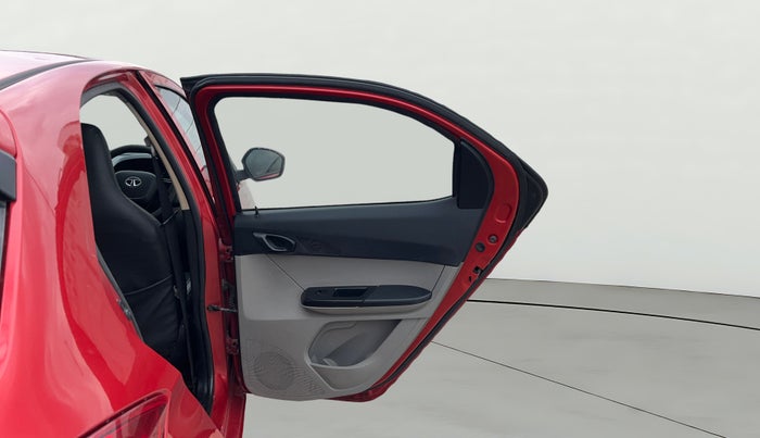 2018 Tata Tiago XT PETROL, Petrol, Manual, 65,973 km, RHS Rear Door