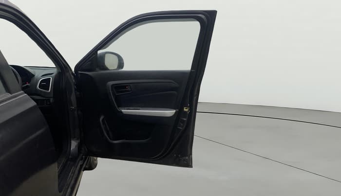 2021 Maruti Vitara Brezza VXI, Petrol, Manual, 62,439 km, RHS Front Door