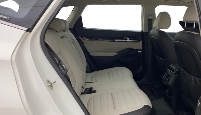 2020 KIA SELTOS GTX PLUS DCT 1.4 PETROL, Petrol, Automatic, 63,799 km, Right Side Rear Door Cabin