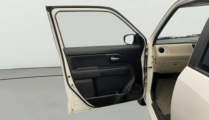 2019 Maruti New Wagon-R ZXI 1.2, CNG, Manual, 74,843 km, LHS Front Door