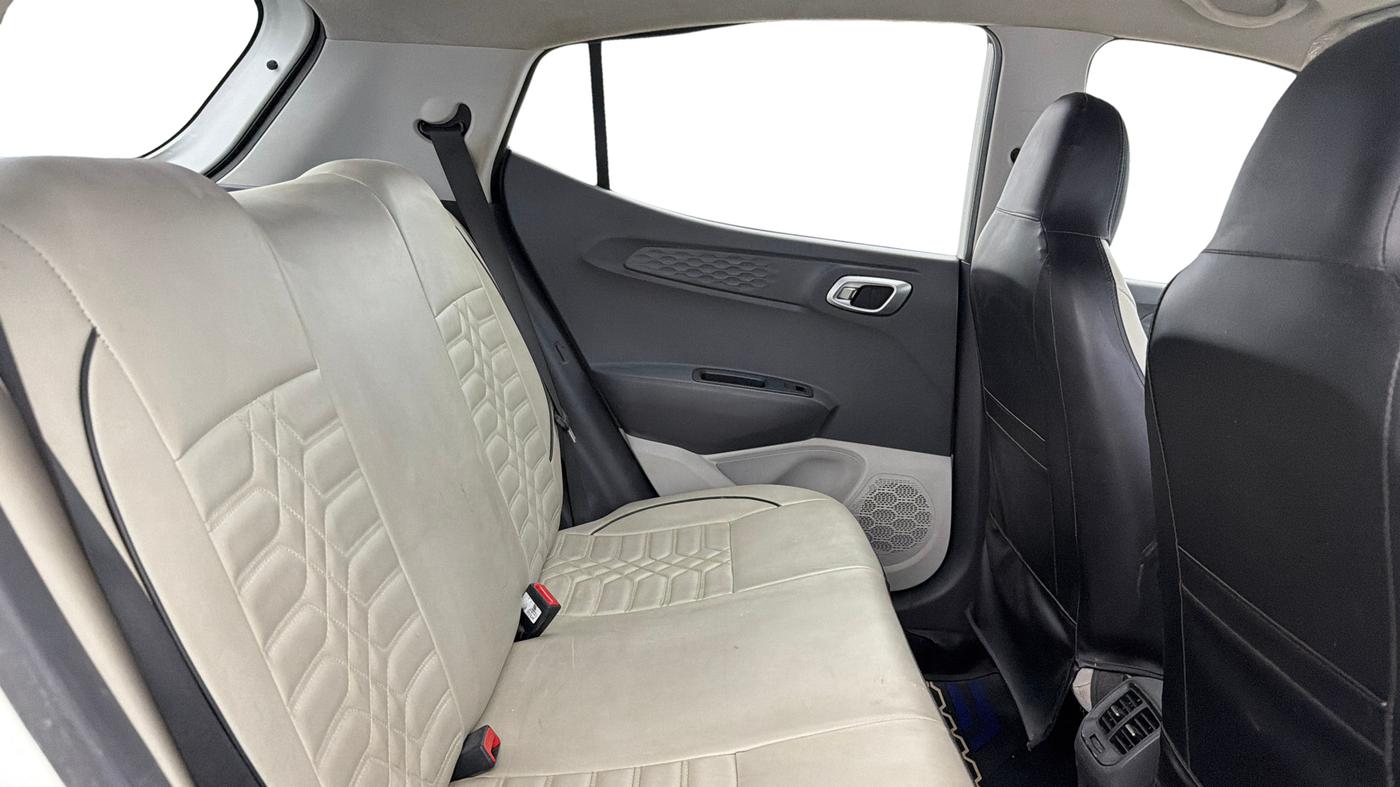 2023 Hyundai GRAND I10 NIOS SPORTZ 1.2 KAPPA VTVT, Petrol, Manual, 80,228 km, Right Side Rear Door Cabin