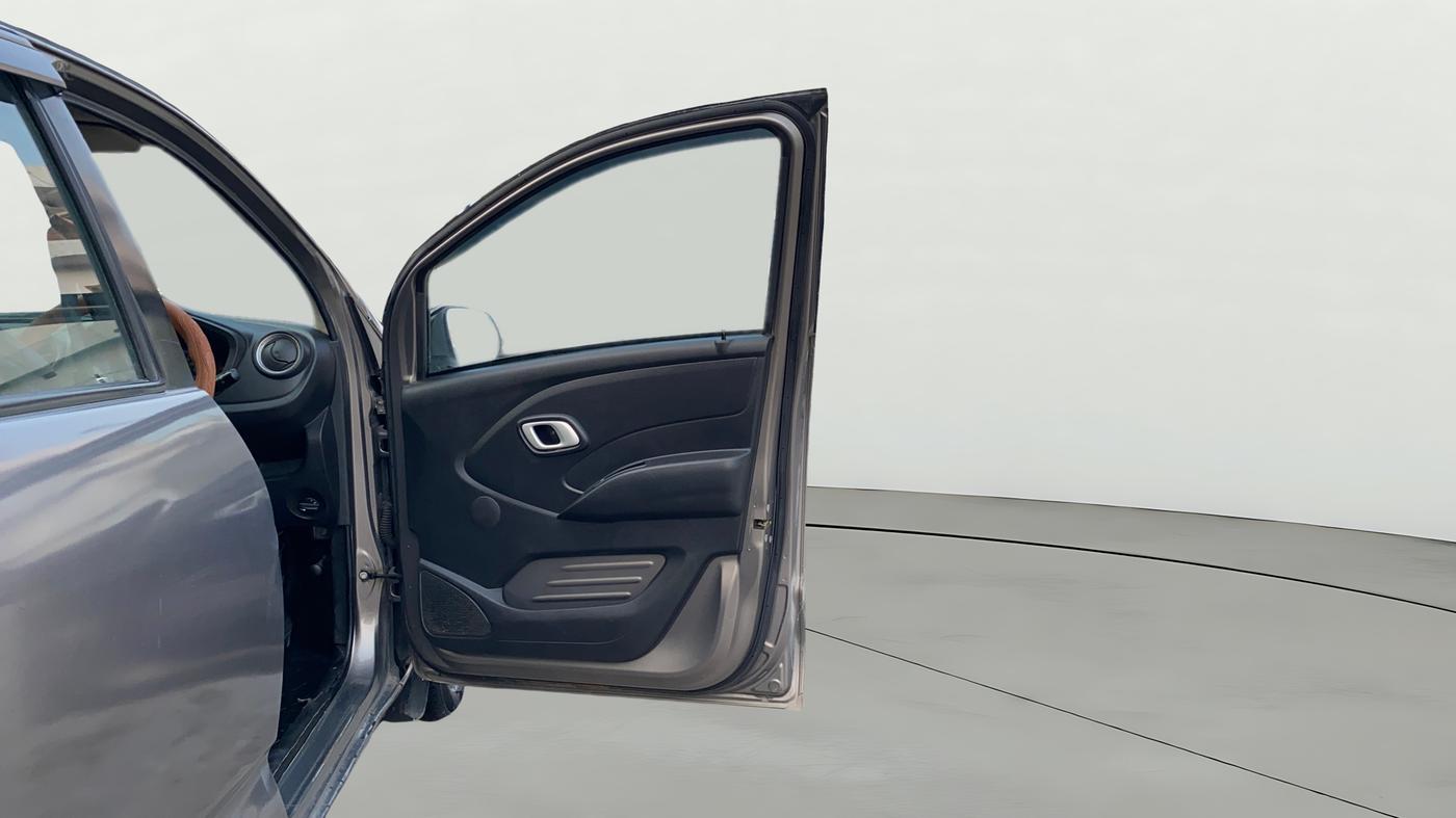 2018 Datsun Redi Go T(O) 1.0, Petrol, Manual, 30,308 km, RHS Front Door
