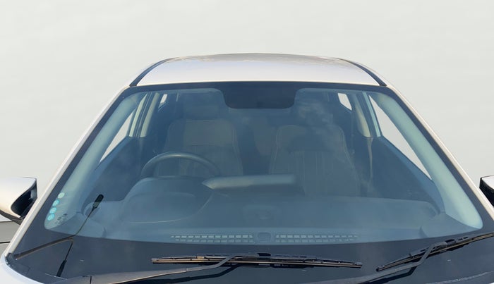 2023 Hyundai NEW I20 SPORTZ 1.2 MT, Petrol, Manual, 48,674 km, Front Windshield