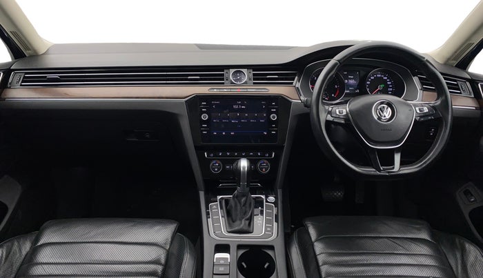 2018 Volkswagen Passat HIGHLINE DSG, Diesel, Automatic, 1,08,680 km, Dashboard
