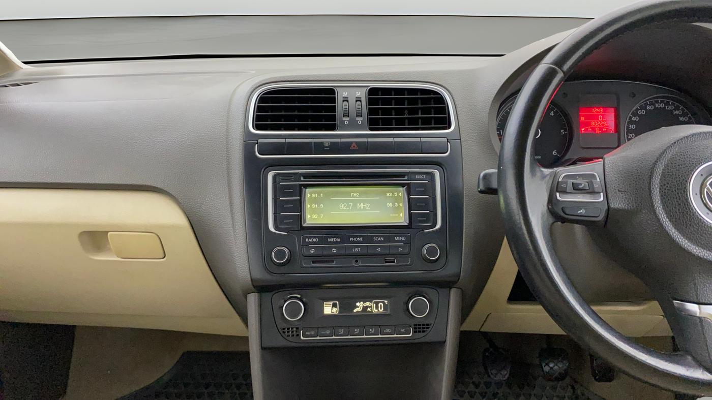 2014 Volkswagen Vento HIGHLINE DIESEL 1.6, Diesel, Manual, 80,340 km, Air Conditioner