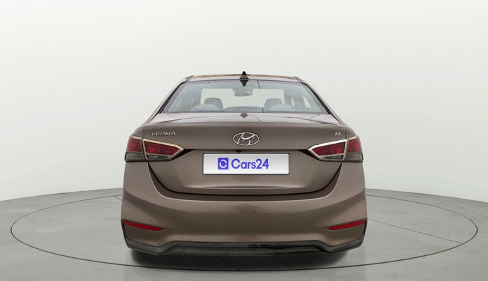 2018 Hyundai Verna 1.6 EX VTVT AT, Petrol, Automatic, 47,804 km, Back/Rear