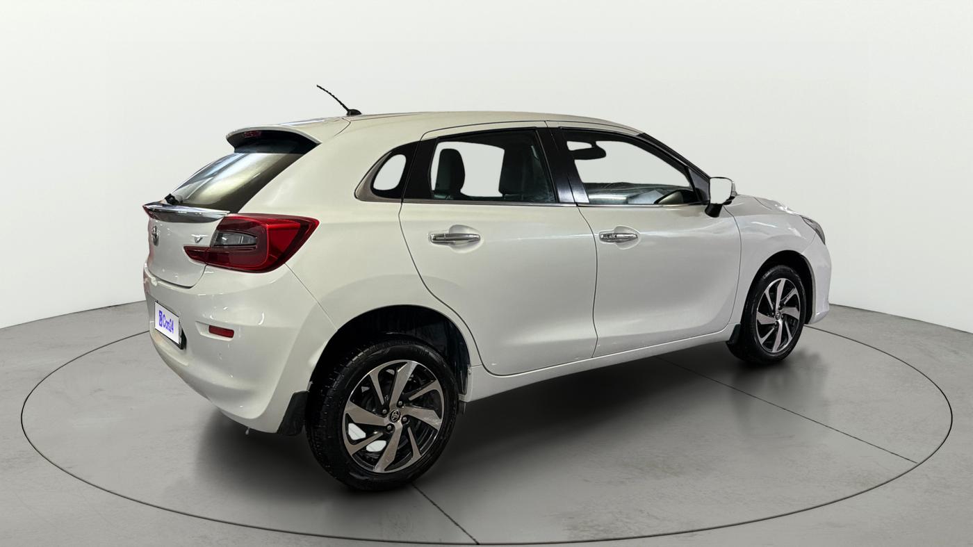 2023 Toyota Glanza V, Petrol, Manual, 82,594 km, Right Back Diagonal