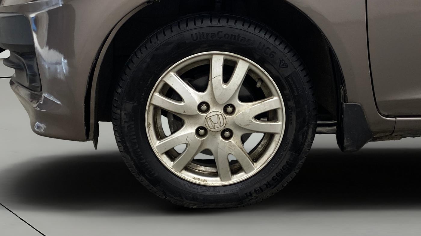 2016 Honda Brio VX AT, Petrol, Automatic, 72,722 km, Left Front Wheel