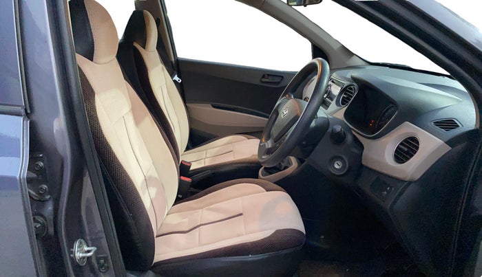 2017 Hyundai Grand i10 MAGNA 1.2 KAPPA VTVT, Petrol, Manual, 82,647 km, Right Side Front Door Cabin