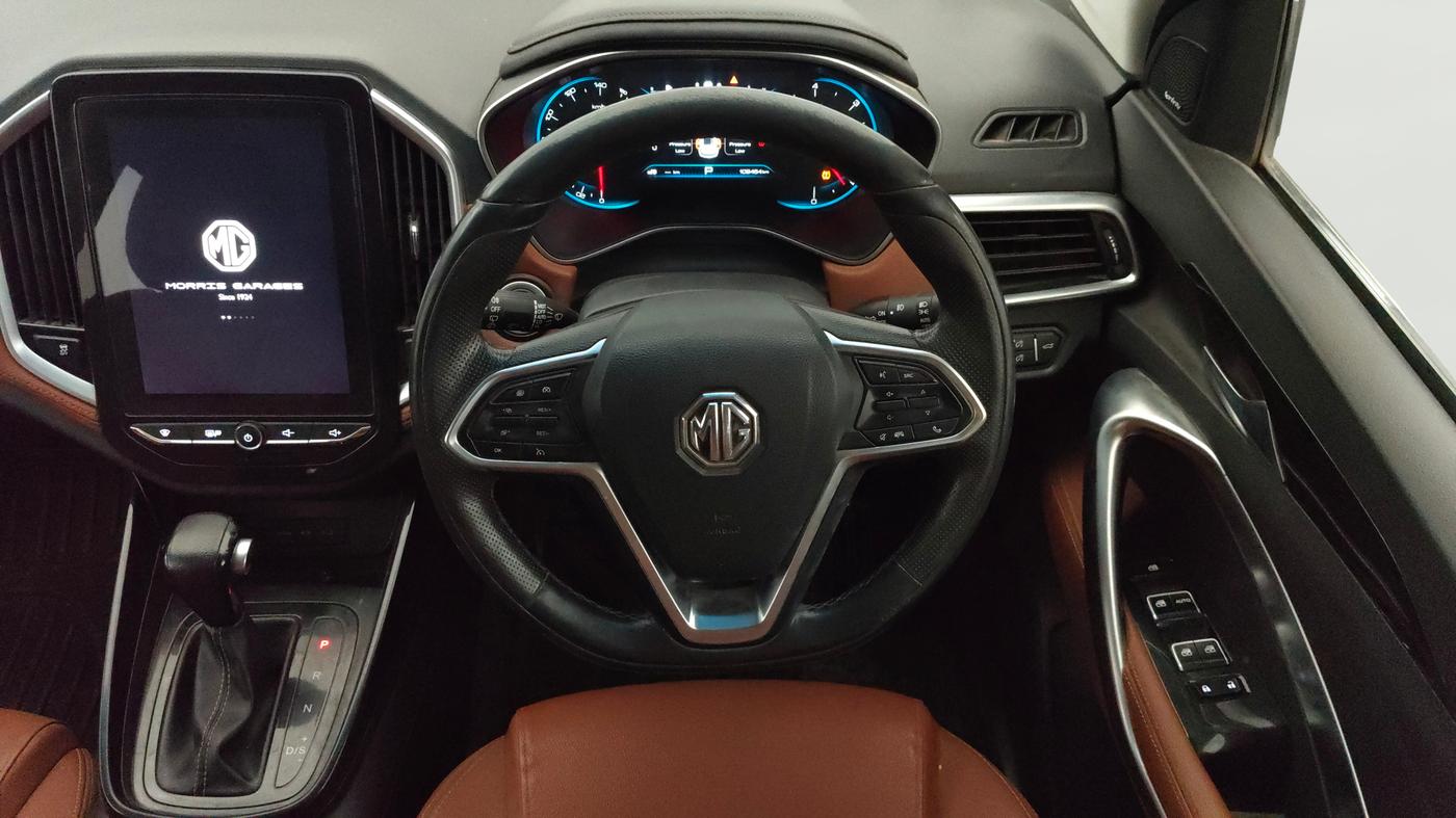 2020 MG HECTOR PLUS SHARP 1.5 PETROL TURBO DCT 6-STR, Petrol, Automatic, 1,09,446 km, Steering Wheel Close Up