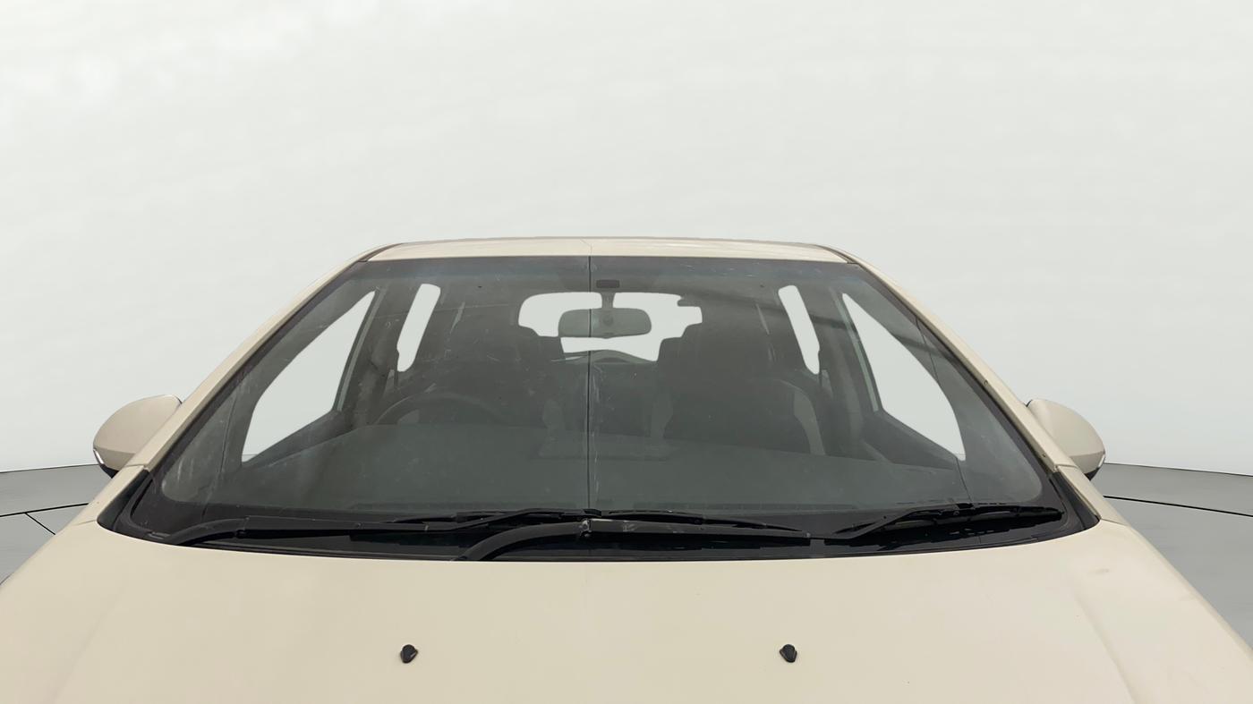 2018 Mahindra MARAZZO M6 7 STR, Diesel, Manual, 97,609 km, Front Windshield