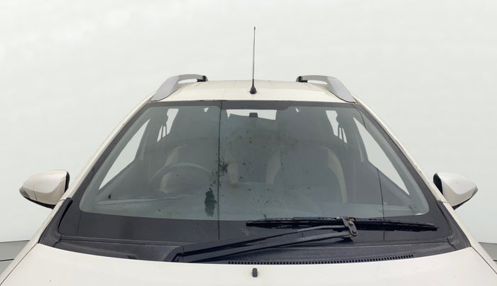 2014 Toyota Etios CROSS 1.4 VD, Diesel, Manual, 1,27,222 km, Front Windshield