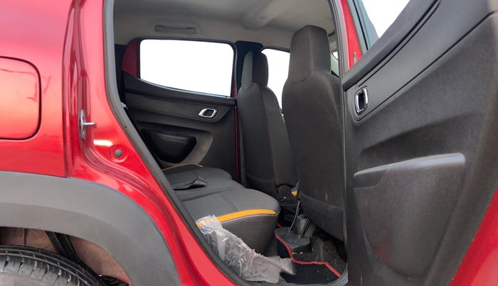 2025 Renault Kwid CLIMBER 1.0 AMT Dual Tone , Petrol, Automatic, 7,516 km, Right Side Rear Door Cabin