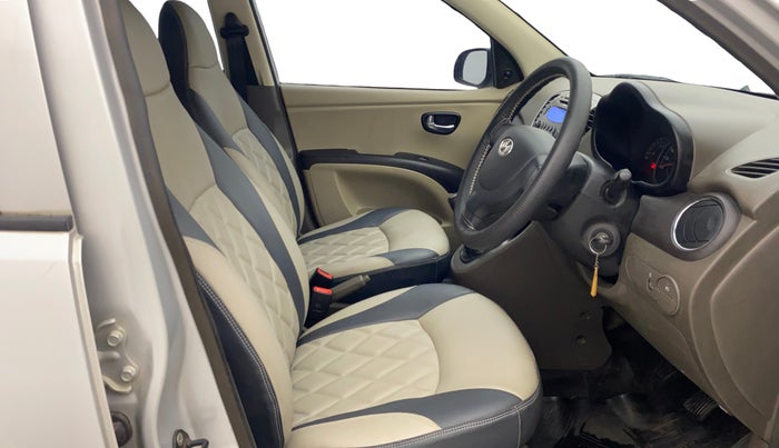 2015 Hyundai i10 SPORTZ 1.1 IRDE2, Petrol, Manual, 74,513 km, Right Side Front Door Cabin