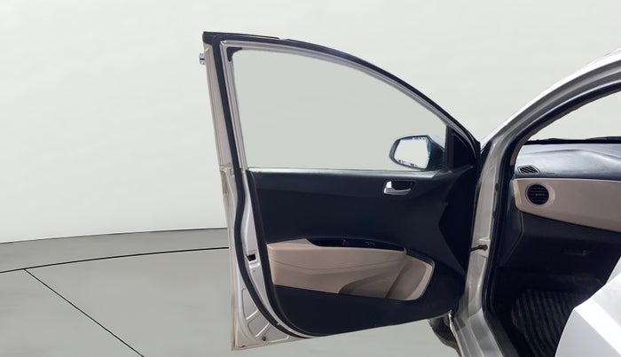 2017 Hyundai Grand i10 SPORTZ (O) 1.2 KAPPA VTVT, Petrol, Manual, 41,925 km, LHS Front Door