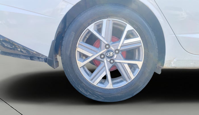 2023 Hyundai Verna SX 1.5 l MPI, Petrol, Manual, 49,512 km, Right Rear Wheel