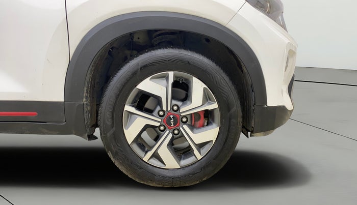 2021 KIA SONET GTX PLUS 1.5 AT, Diesel, Automatic, 63,914 km, Right Front Wheel