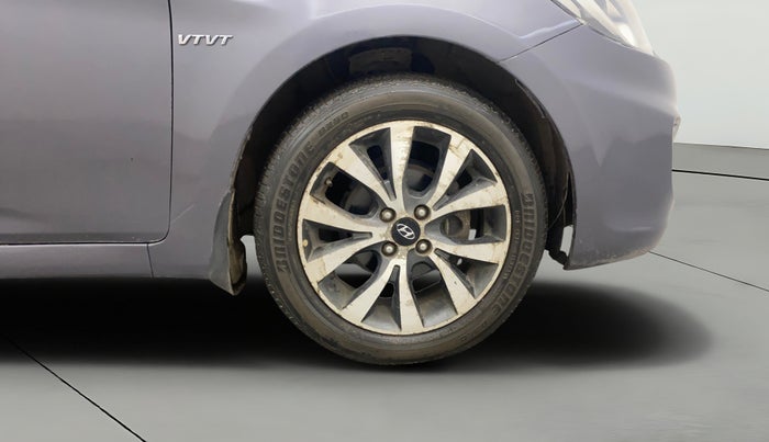 2013 Hyundai Verna FLUIDIC 1.6 VTVT SX, Petrol, Manual, 61,425 km, Right Front Wheel