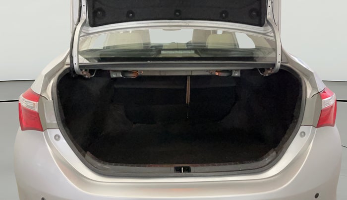 2016 Toyota Corolla Altis VL CVT PETROL, Petrol, Automatic, 90,628 km, Boot Open Zoomed View