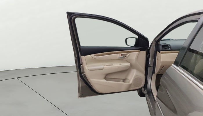 2019 Maruti Ciaz SIGMA 1.5 SHVS MT  PETROL, Petrol, Manual, 75,428 km, LHS Front Door