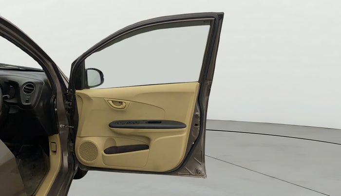 2015 Honda Brio S MT, Petrol, Manual, 35,394 km, RHS Front Door