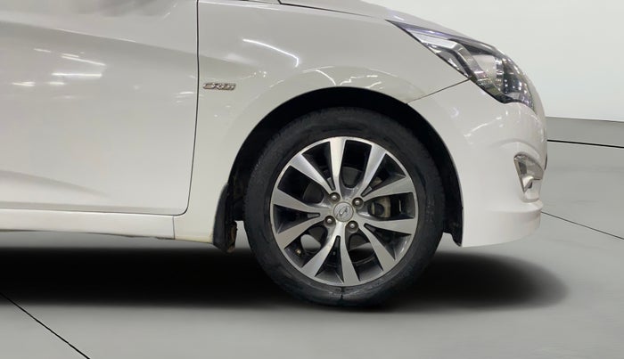 2017 Hyundai Verna 1.6 CRDI SX, Diesel, Manual, 1,00,677 km, Right Front Wheel