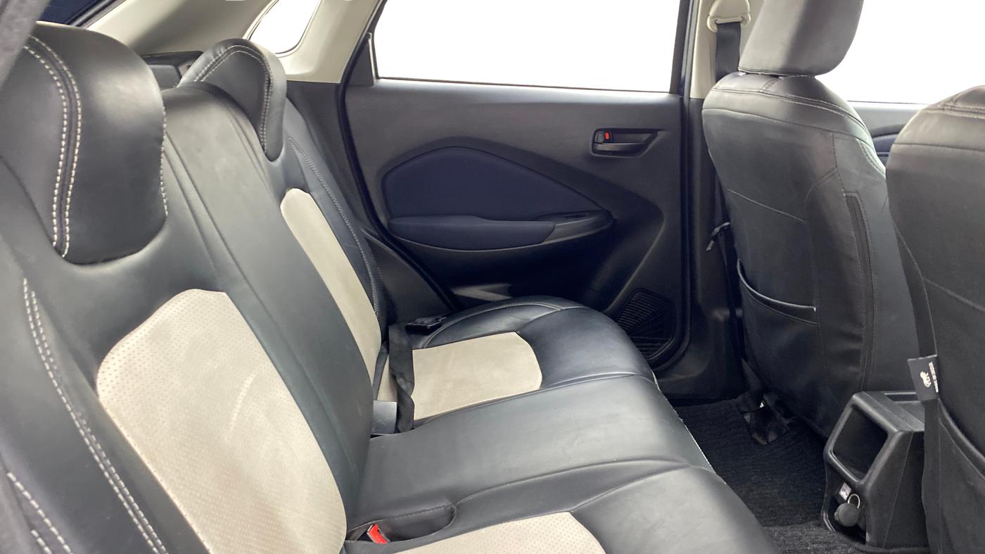 2022 Maruti Baleno DELTA PETROL 1.2, Petrol, Manual, 51,731 km, Right Side Rear Door Cabin