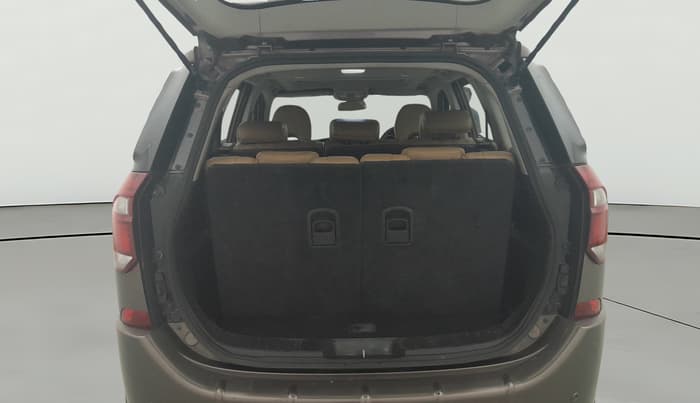 2018 Mahindra XUV500 W11 AT, Diesel, Automatic, 61,563 km, Boot Open Zoomed View