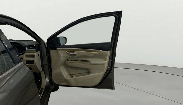 2019 Maruti Ciaz ALPHA  AT 1.5 SHVS PETROL, Petrol, Automatic, 66,179 km, RHS Front Door