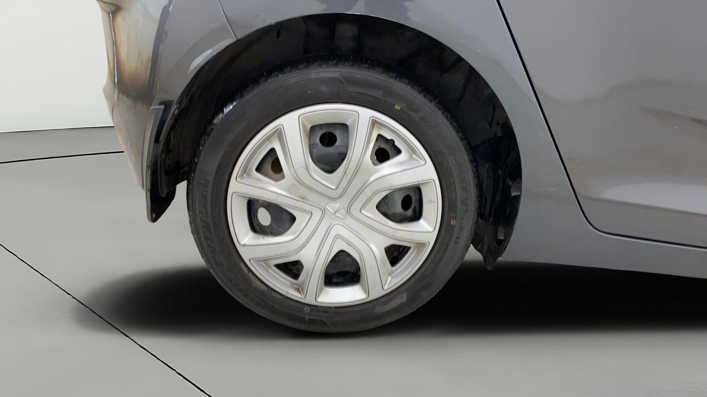 2021 Tata ALTROZ XM PLUS PETROL, CNG, Manual, 56,683 km, Left Rear Wheel