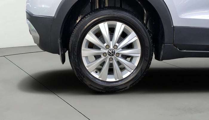 2024 Volkswagen TAIGUN COMFORTLINE 1.0 TSI MT, Petrol, Manual, 38,062 km, Right Rear Wheel