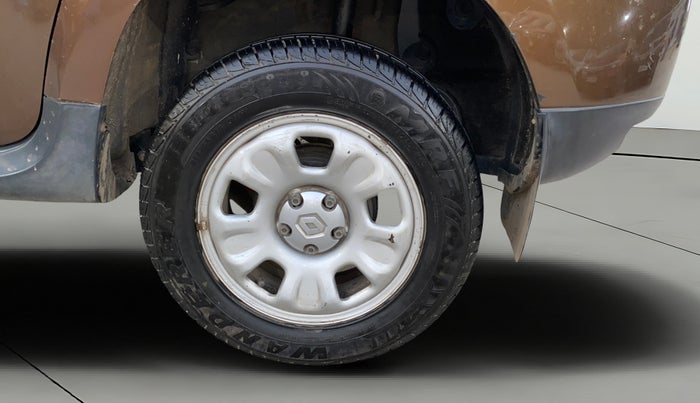 2013 Renault Duster RXL PETROL, Petrol, Manual, 59,188 km, Left Rear Wheel