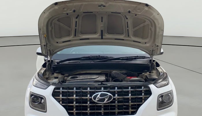 2020 Hyundai VENUE SX 1.5 CRDI, Diesel, Manual, 45,316 km, Open Bonet