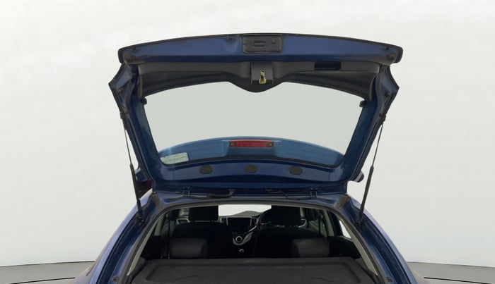 2017 Maruti Baleno ALPHA PETROL 1.2, CNG, Manual, 83,624 km, Boot Door Open