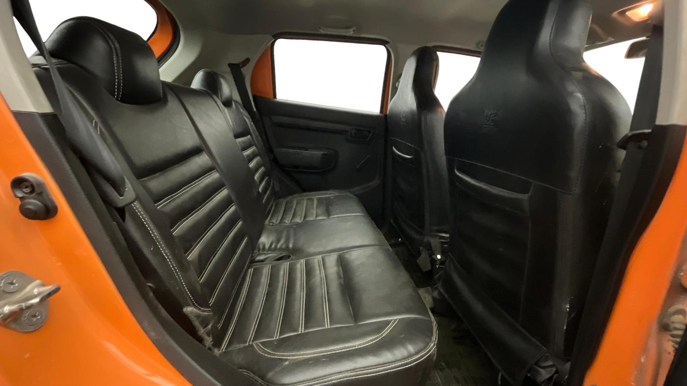 2019 Maruti S PRESSO VXI+, CNG, Manual, 57,087 km, Right Side Rear Door Cabin