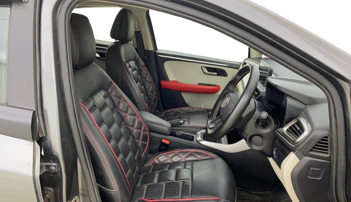 2022 Tata ALTROZ XZ PETROL, Petrol, Manual, 62,856 km, Right Side Front Door Cabin