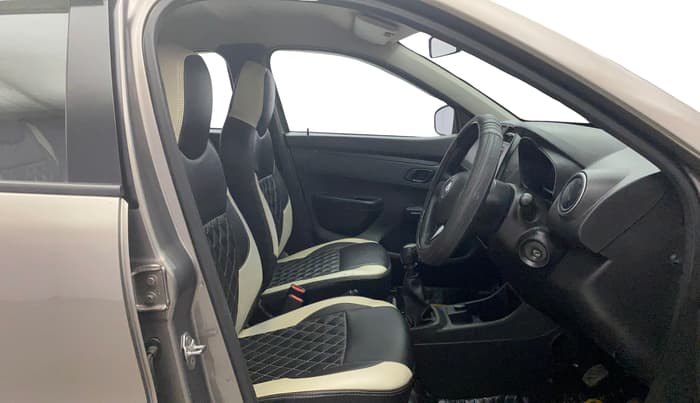 2017 Renault Kwid RXL, Petrol, Manual, 45,714 km, Right Side Front Door Cabin
