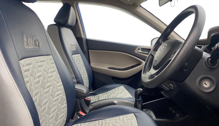 2018 Hyundai Elite i20 ASTA 1.2, Petrol, Manual, 64,043 km, Right Side Front Door Cabin