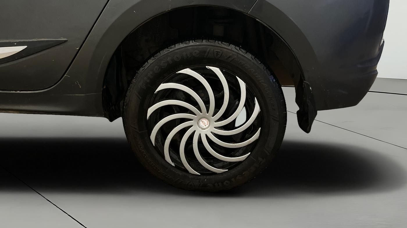 2022 Tata TIGOR XZ PLUS CNG, CNG, Manual, 88,585 km, Left Rear Wheel