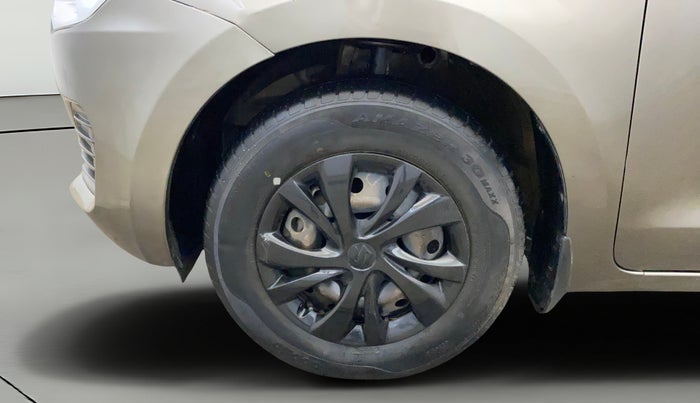 2018 Maruti Swift VXI, Petrol, Manual, 49,459 km, Left Front Wheel