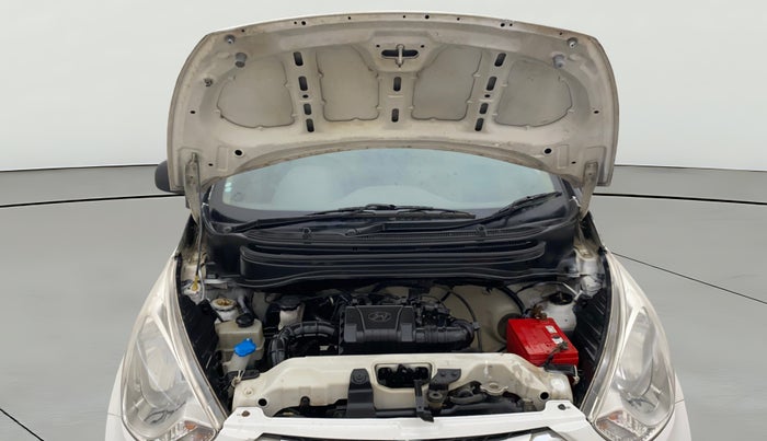 2017 Hyundai Eon MAGNA +, Petrol, Manual, 65,107 km, Open Bonet