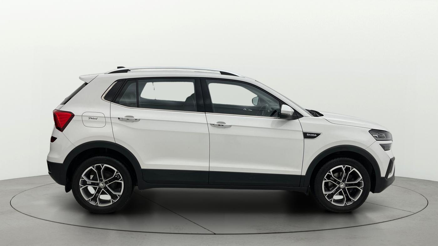 2022 Skoda KUSHAQ STYLE 1.0L TSI AT (6 AIRBAGS), Petrol, Automatic, 12,081 km, Right Side View